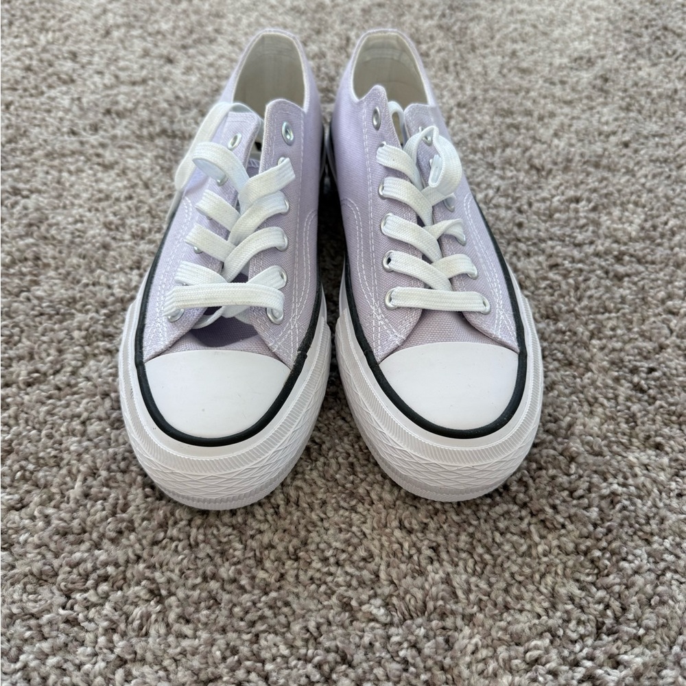 Vty shoes, similar to Superga, brand new.